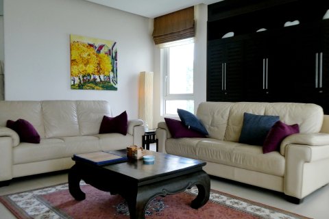 Condo in Phuket, Thailand, 3 bedrooms № 149461 - photo 18