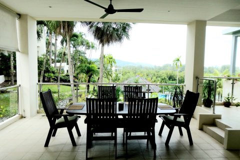 Condo in Phuket, Thailand, 3 bedrooms № 149461 - photo 7