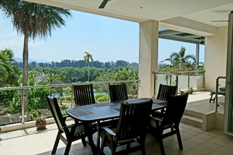 Condo in Phuket, Thailand, 3 bedrooms № 149461 - photo 19