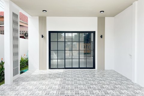 House in Phuket, Thailand 3 bedrooms № 142892 - photo 17