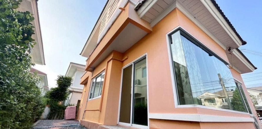 Дом в Лат Крабанге, Бангкок, Таиланд с 3 спальнями № 141077