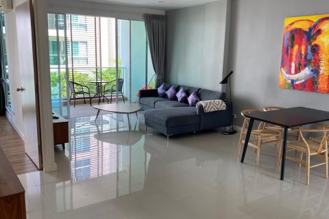 Condo in Hua Hin, Thailand, 2 bedrooms  № 158170 - photo 1