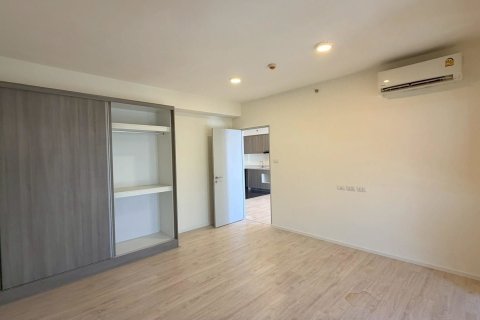 Condo in Bang Kaeo, Thailand, 2 bedrooms  № 158172 - photo 6