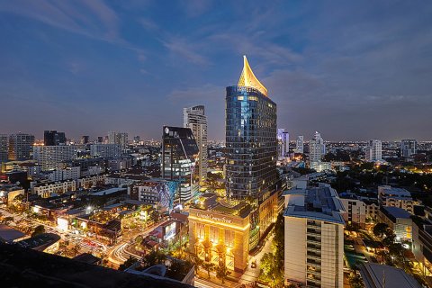 Condo in Bangkok, Thailand, 2 bedrooms  № 181021 - photo 13