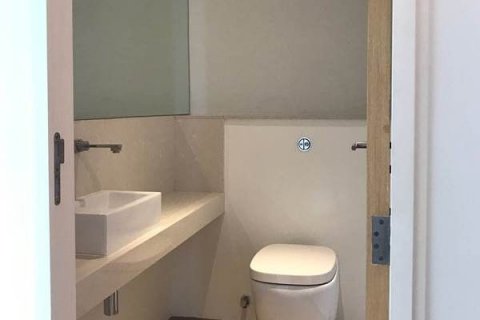 Condo à Khlong San, Bangkok, Thaïlande, 2 chambres  № 140580 - photo 9