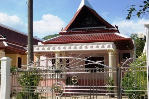 Villa in Phuket, Thailand 2 bedrooms № 140586 - photo 3