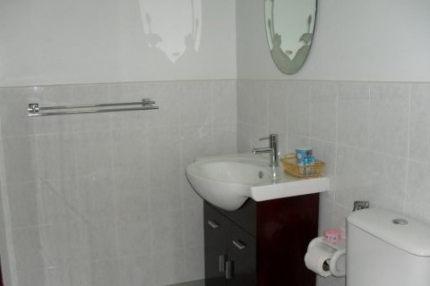 Villa in Phuket, Thailand 2 bedrooms № 140586 - photo 23