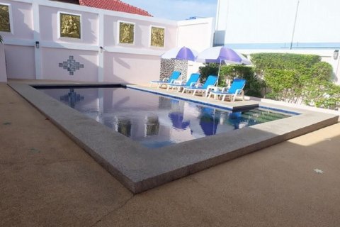 Villa in Phuket, Thailand 2 bedrooms № 140586 - photo 5