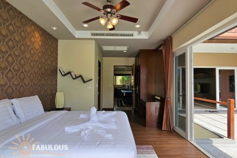 Villa in Pa Klok, Thailand 3 bedrooms № 179556 - photo 10