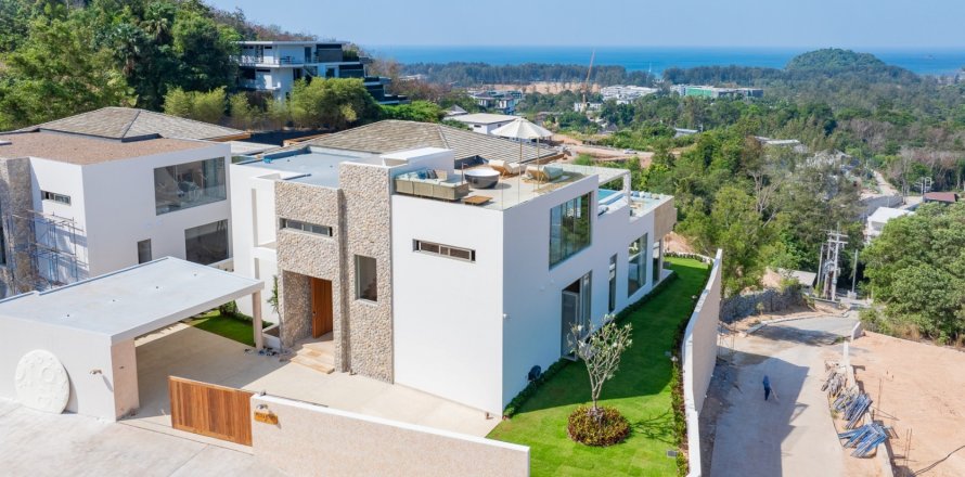 Villa on Layan Beach, Thailand 5 bedrooms № 166106