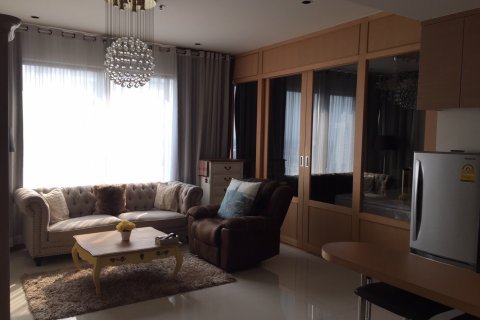 Кондоминиум с 1 спальней в Бангкоке, Таиланд № 144203 - фото 2