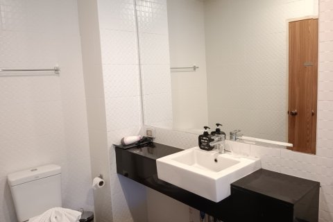 Квартира в Паттайе, Таиланд с 2 комнатами  № 167048 - фото 11