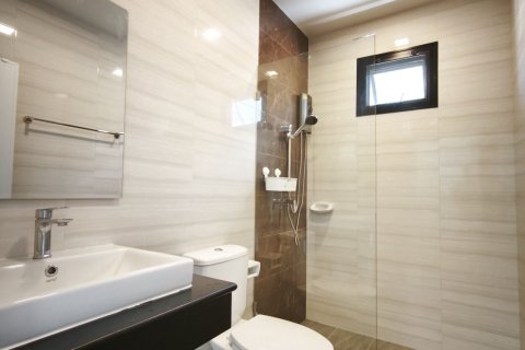 House in Pattaya, Thailand 3 bedrooms № 167439 - photo 5