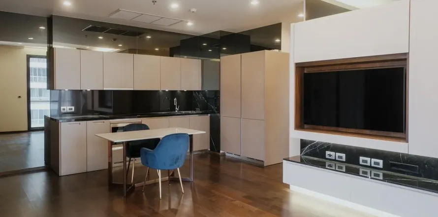 Condo in Watthana, Bangkok, Thailand, 2 bedrooms № 167437