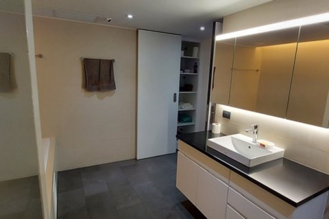 Condo à Pathum Wan, Bangkok, Thaïlande, 4 chambres № 201213 - photo 11