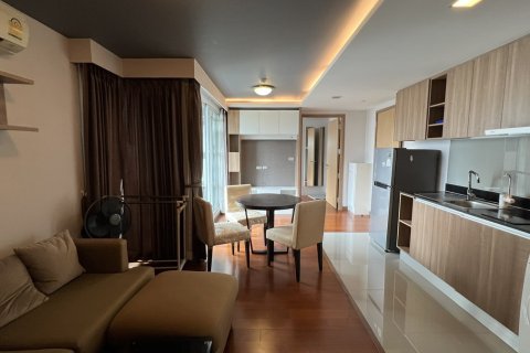 Condo in Watthana, Bangkok, Thailand, 2 bedrooms № 201211 - photo 7