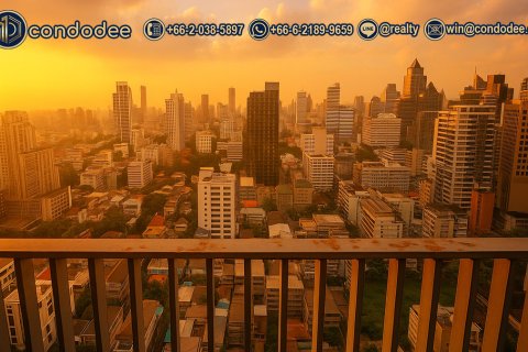 Condo à Watthana, Bangkok, Thaïlande, 1 chambre № 201215 - photo 1