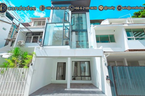 Townhouse à Bangkok, Thaïlande 4 chambres № 201217 - photo 2