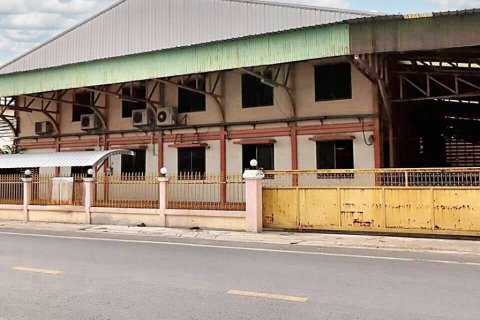 Warehouse in Samut Prakan, Thailand 4505 sq.m. № 114538 - photo 2