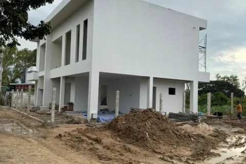 Casa de 4 dormitorios en Pattaya, Tailandia № 211581 - foto 14