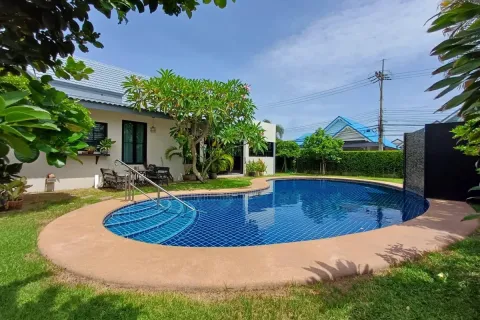 Casa de 3 dormitorios en Pattaya, Tailandia № 211577 - foto 13