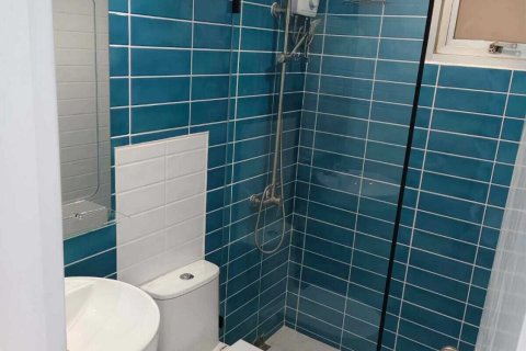 Кондоминиум с 2 спальнями в Ян Наве, Бангкок, Таиланд № 156408 - фото 4