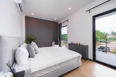 Villa in Pattaya, Thailand 4 bedrooms № 156409 - photo 5