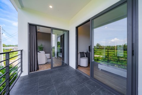 Villa in Pattaya, Thailand 4 bedrooms № 156409 - photo 25