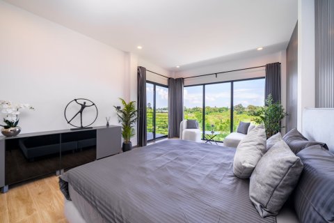 Villa in Pattaya, Thailand 4 bedrooms № 156409 - photo 7