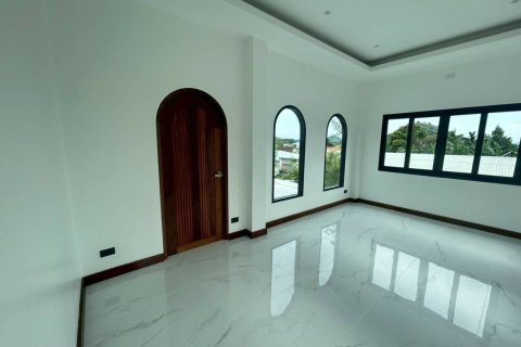 House in Phuket, Thailand 4 bedrooms № 156406 - photo 7