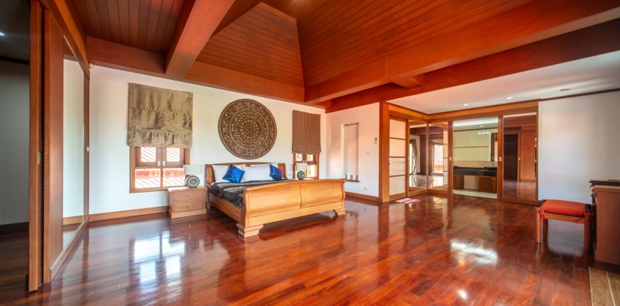 Вилла в Пхукете, Таиланд с 4 спальнями  № 156407