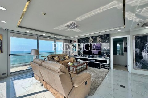 Condo in Pattaya, Thailand, 2 bedrooms № 198265 - photo 4