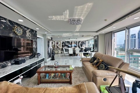 Condo in Pattaya, Thailand, 2 bedrooms № 198265 - photo 3
