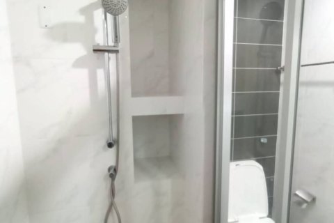 Studio dans le Condo à Bangkok Noi, Thaïlande  № 173316 - photo 11