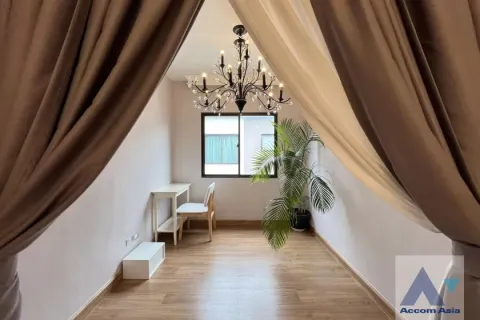 Haus in Bang Khen, Bangkok, Thailand 4 Schlafzimmer № 219593 - Foto 7