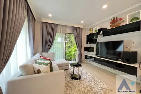 Haus in Bang Khen, Bangkok, Thailand 4 Schlafzimmer № 219593 - Foto 2