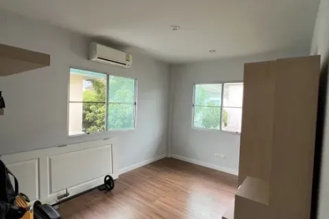 Haus in Taling Chan, Bangkok, Thailand 3 Schlafzimmer № 219594 - Foto 5