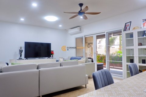 Studio dans le Condo sur Jomtien Beach, Pattaya, Thaïlande  № 175592 - photo 13