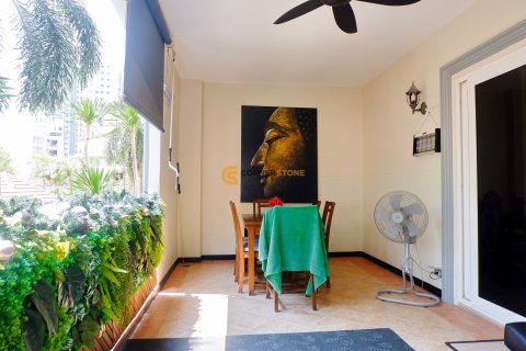 Studio dans le Condo sur Jomtien Beach, Pattaya, Thaïlande  № 175592 - photo 19