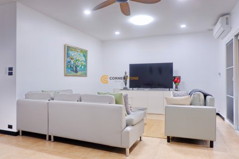 Studio dans le Condo sur Jomtien Beach, Pattaya, Thaïlande  № 175592 - photo 15