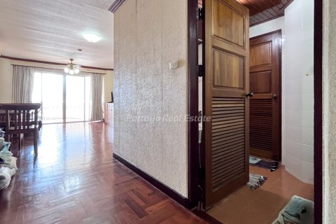 Condo in Pattaya, Thailand, 1 bedroom  № 175594 - photo 6