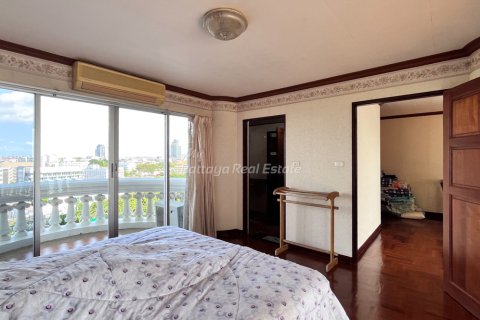Condo in Pattaya, Thailand, 1 bedroom  № 175594 - photo 18