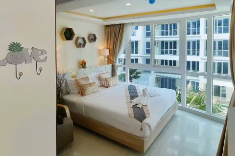 Condo in Pattaya, Thailand, 2 bedrooms  № 175596 - photo 8