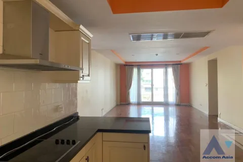 Кондоминиум с 3 спальнями в Сатхоне, Бангкок, Таиланд № 214464