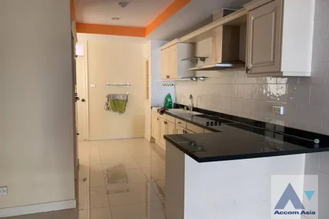 Condo à Sathon, Bangkok, Thaïlande, 3 chambres  № 214464 - photo 5