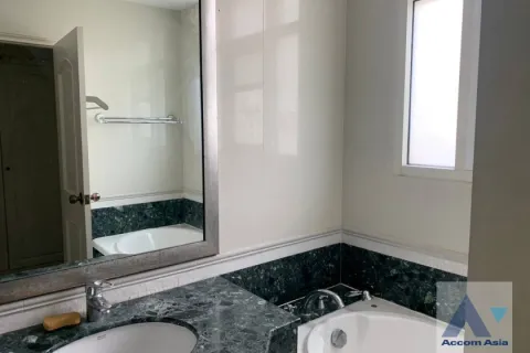 Condo à Sathon, Bangkok, Thaïlande, 3 chambres  № 214464 - photo 12