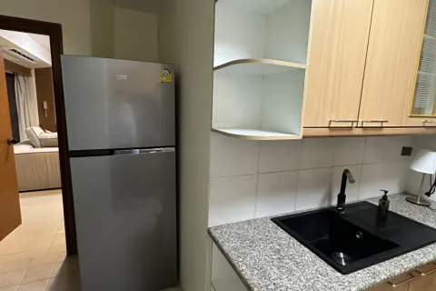 Condo in Watthana, Bangkok, Thailand, 3 bedrooms  № 160533 - photo 3