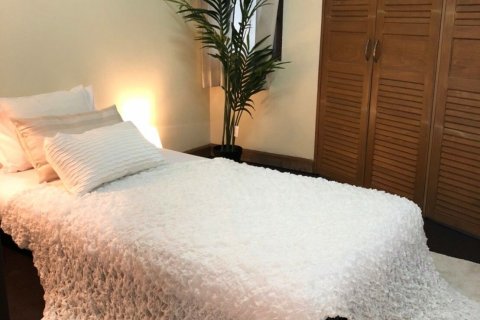 Condo à Watthana, Bangkok, Thaïlande, 3 chambres  № 160533 - photo 12