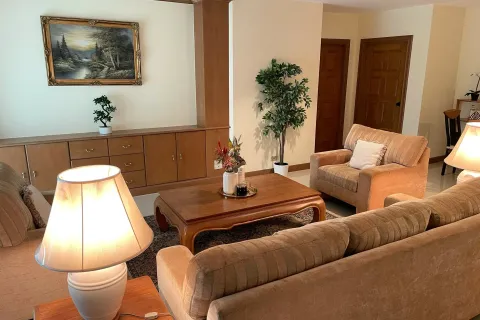 Condo à Watthana, Bangkok, Thaïlande, 3 chambres  № 160533