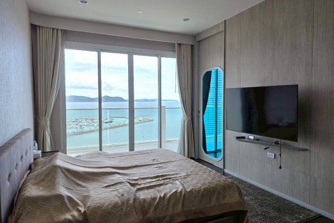 Condo in Chon Buri, Thailand, 1 bedroom  № 144466 - photo 25